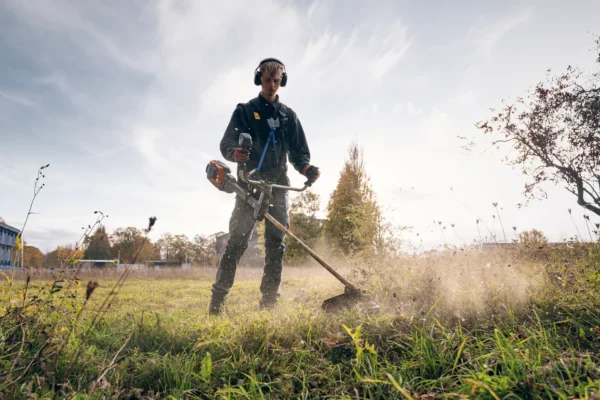 HUSQVARNA 535iRXT Débroussailleuse à batterie professionnelle – Image 5