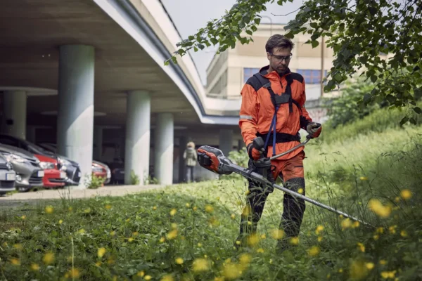 HUSQVARNA 535iRXT Débroussailleuse à batterie professionnelle – Image 6