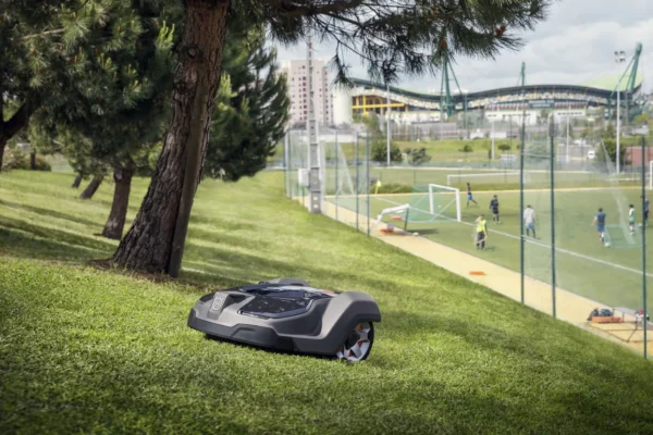 Robot tondeuse HUSQVARNA AUTOMOWER® 450X – Image 3