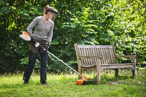 Débroussailleuse STIHL FSA 86 R- AP SYSTEM – Image 2