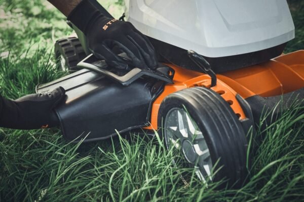 Tondeuse Mulching STIHL RMA 7 RV – Image 2
