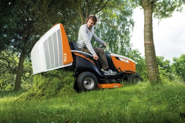 Tracteur tondeuse de pelouse STIHL RT 6112 ZL – Image 2